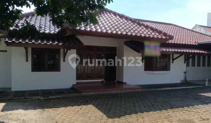 Jual Cepat Rumah Luas Strategis di Jl. Raya H. Naman Pondok Kelepa Jakarta Timur