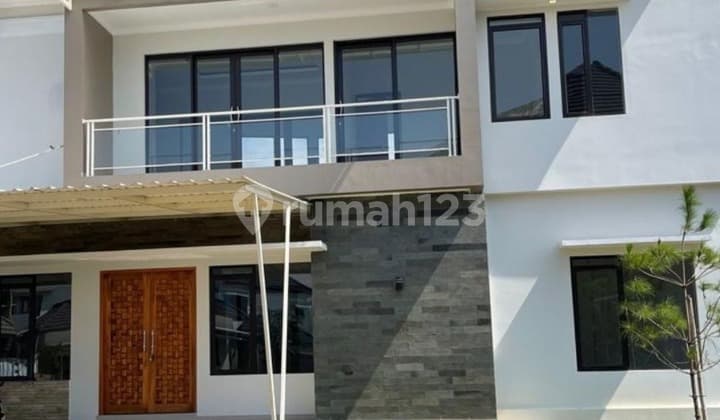 For Quick Sale: Ready-to-Live House with Private Pool, Strategic Location, Flood-Free in Garut, West Java