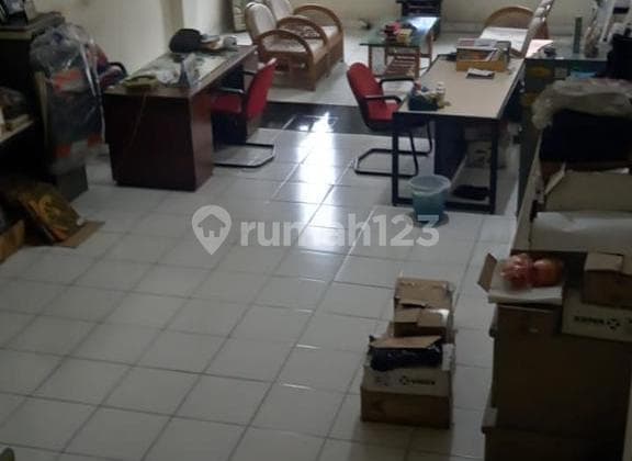 Ready-to-Use Shophouse in Setrasari Plaza Bandung