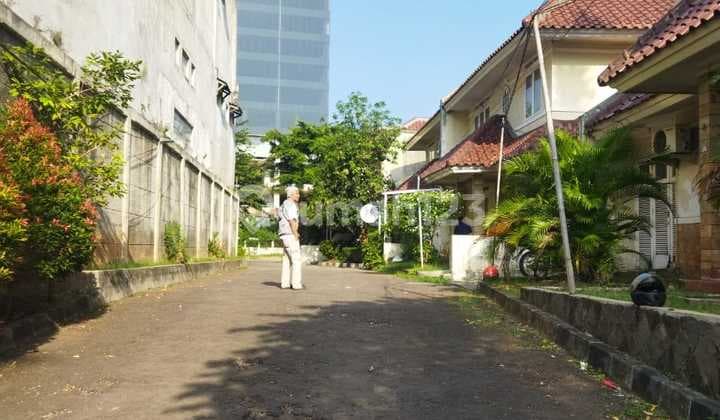 Rumah Bagus Unfurnished SHM Mampang Prapatan, Jakarta Selatan