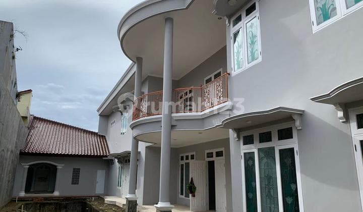 Rumah Klasik Dalam Komplek Dekat Pintu Tol Krukut, Cinere