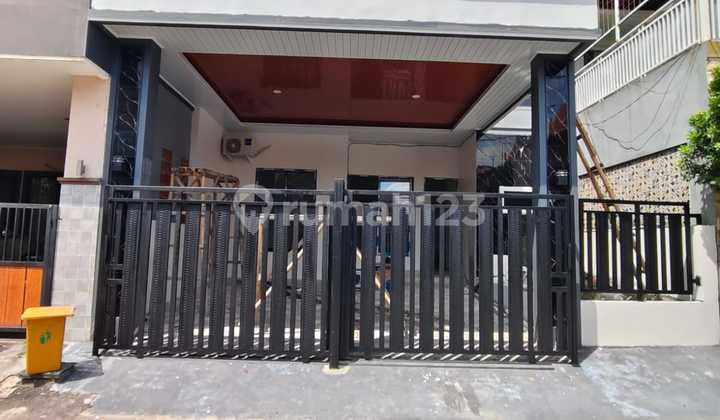 Di Jual Unit Baru 2 Lantai Picasso. Yl