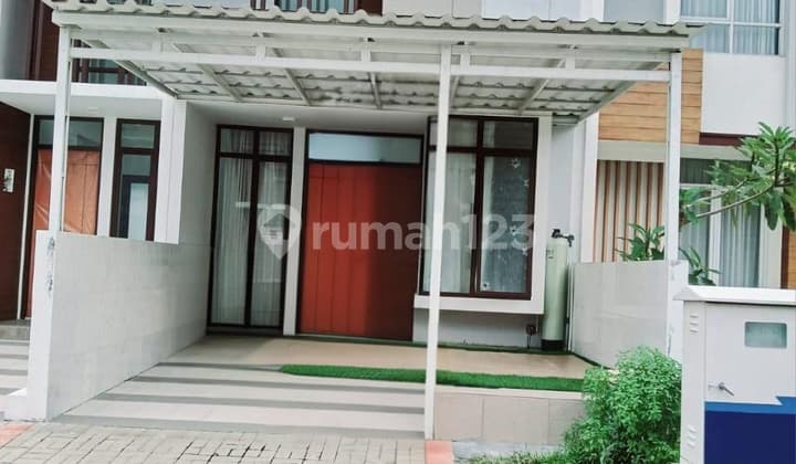 Di Sewakan Rumah Semi Furnished. Ch