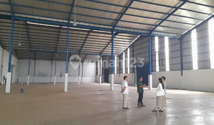 Di Sewakan Gudang Bersama. Ah