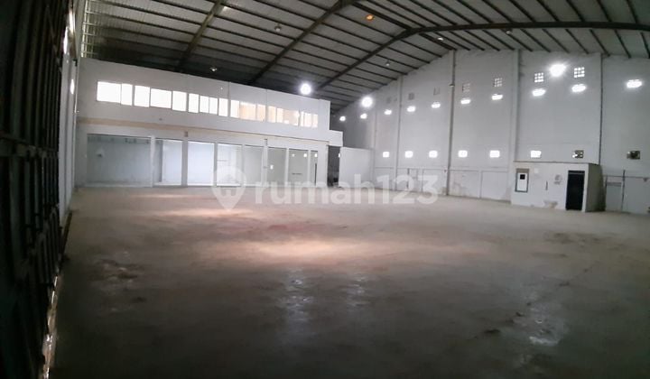 Gudang di kiaracondong strategis 1800 m SHM