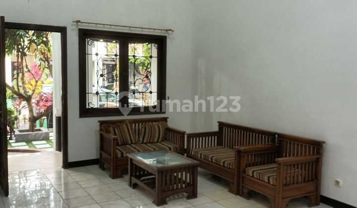 Rumah di Kota Baru Parahyangan Tatar Wangsakerta