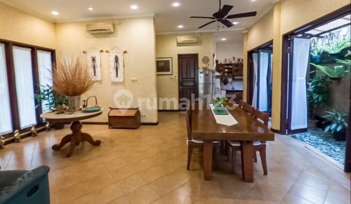 Ready to Occupy, SHM, in Seminyak,