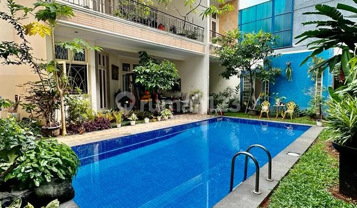 Rumah Siap Huni Harga Mendekati NJOP Daerah Kebayoran Baru Jakarta Selatan Private Pool Strategis Dekat ke Mesjid