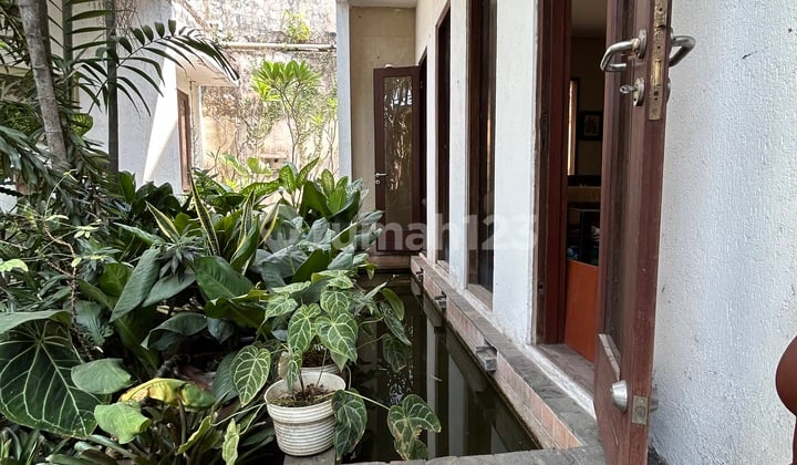 Jual Cepat !! Turun Harga Jd 8.8m Siap Huni Di Pejaten Barat