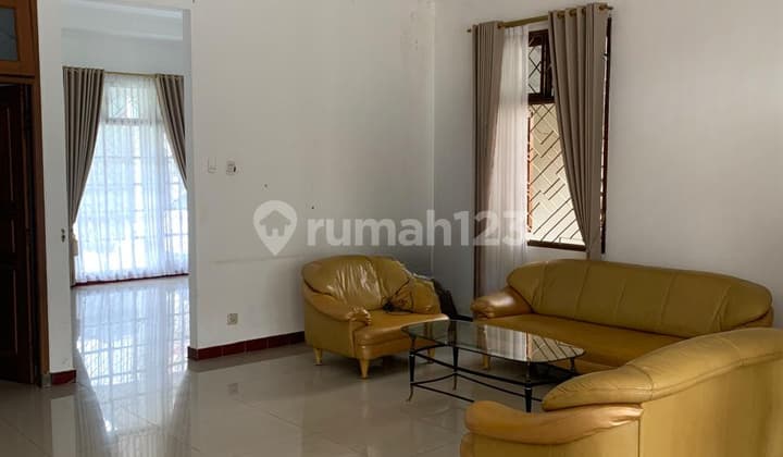 Dijual Cepat !! Murah !! Rumah Siap Huni Kramatjati Jaktim @3.9M