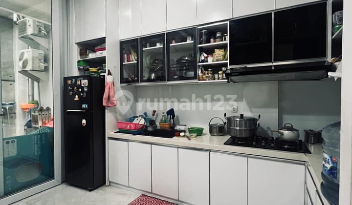 Modern Minimalist House for Sale Cheap in Janur Asri, 3 Floors@3.3M