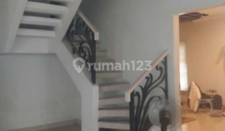 Cempaka Putih Timur Luas 415 Dgn Halaman Sangat Luas