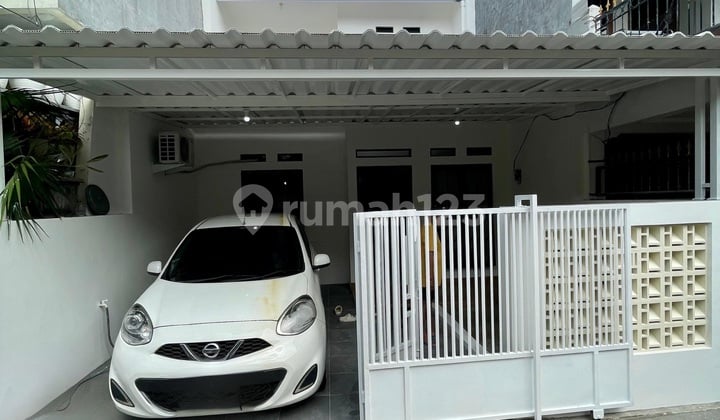 Dijual Cepat Rumah Terenovasi Siap Huni di Duren Sawit