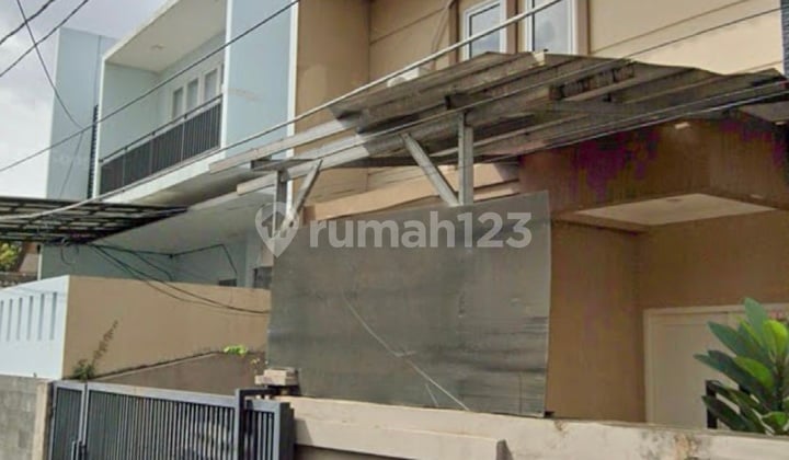 For Rent 2-Story Semi-Furnished House In Cipinang Indah