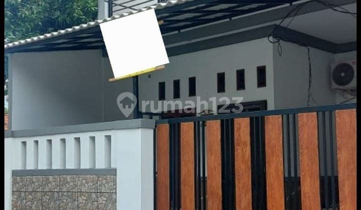Dekat Sekali Raya Condet Rumah Kontrakan 3 Lantai Bagus