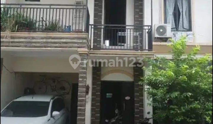Rumah Bagus 2 Lantai Shm Dlm Cluster Akses 2 Mobil Di Condet