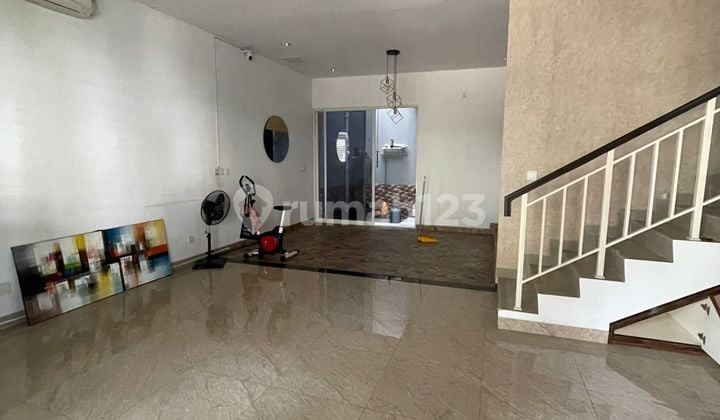Rumah Full Renov Semi Furnished Siap Huni Cluster Wisteria, Cakung, Jakarta Timur, 029