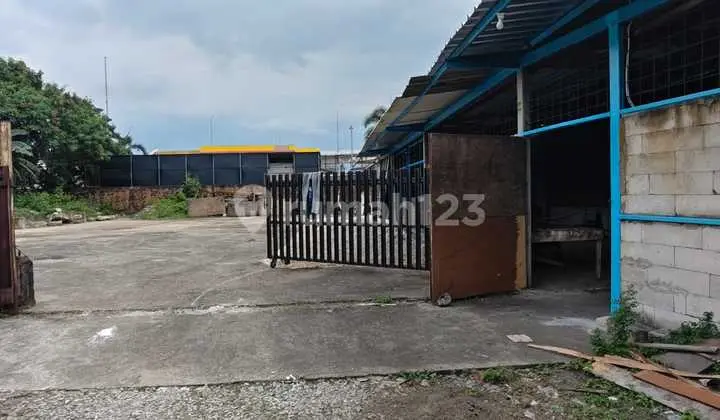 Cheap Lease of Strategic Warehouse 160 M², Cakung, East Jakarta, 013