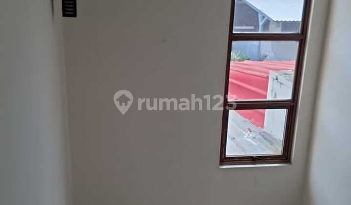 For Rent: House in Alamanda Cluster, East Jakarta. 015