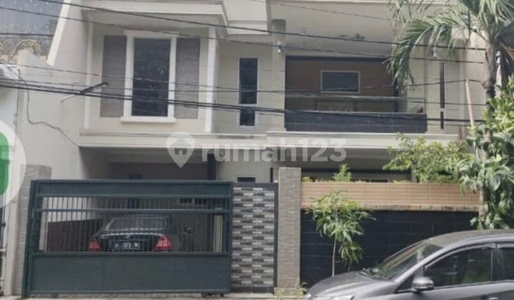 For Sale House in Taman Semanan Indah TSI 2 Floors SHM Good Condition