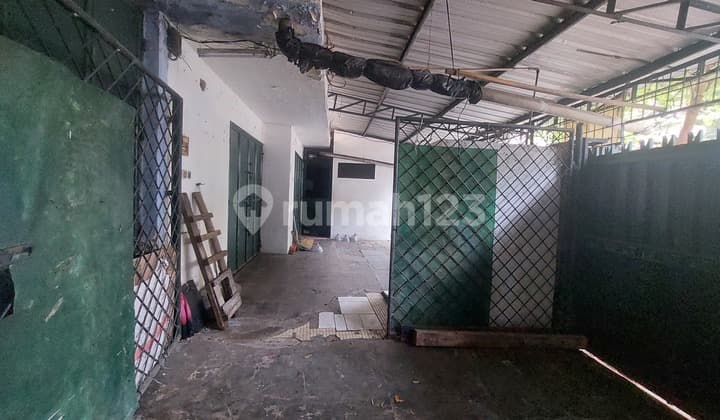 Jual Cepat! Rumah Bebas Banjir, Strategis Cocok.untuk Gudang Dekat Metro dan Blok A Tanah Abang