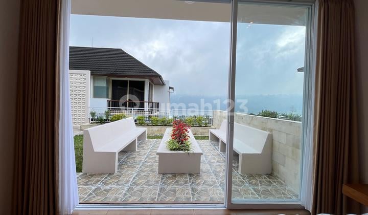 For rent villa in Bedugul tourist area mountain view.