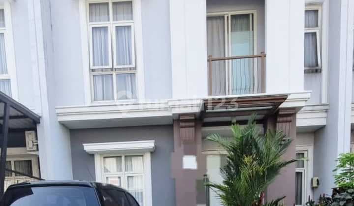 Di Jual Rumah Cantik di Savia Dekat Tol BSD