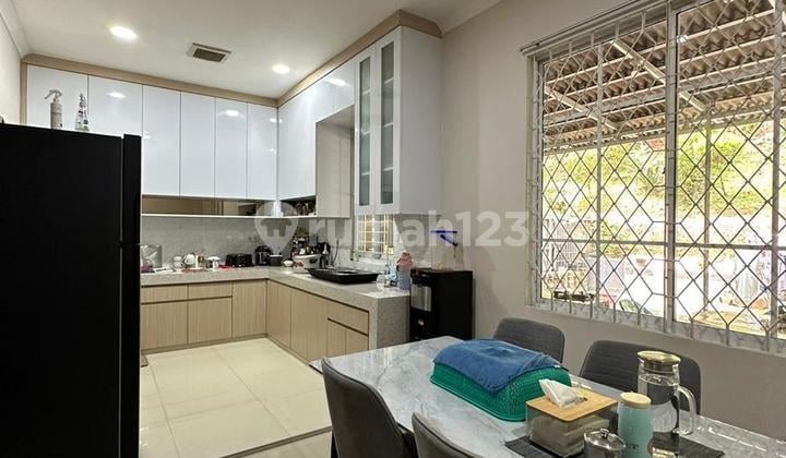 Dijual Rumah Semi Furnished Siap Huni di The Green BSD