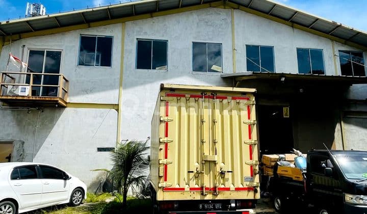 Disewakan Gudang Luas 900 M2 di Jl Hasyim Ashari Cipondoh Tangerang