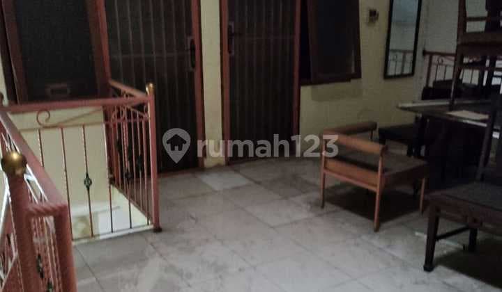 Dijual Murah Rumah 1,5 Lantai Luas 128 M2 di Taman Royal Tangerang