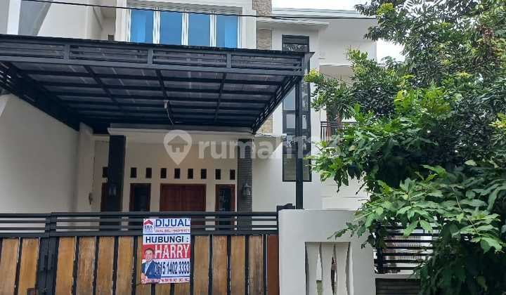 Dijual Cepat Rumah 2 Lantai Plus Rooftop Rapi Siap Huni Posisi Hoek Di Cluster Mahoni Taman Royal 1 Tangerang