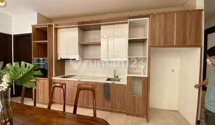 Disewakan Rumah Mewah Semi Furnished di Navapark Lancewood BSD City