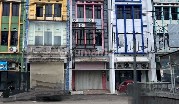 Disewakan Ruko Siap Pakai 4 Lantai di Pinggir Jl Raya Serpong Alam Sutera