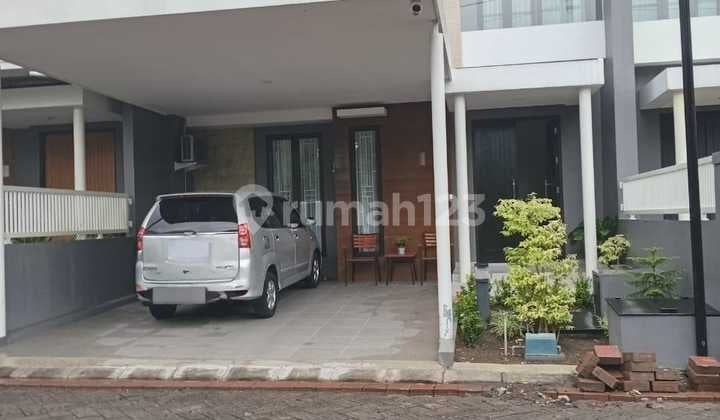 Dijual Rumah 2 Lantai, Siap Huni, Dalam Cluster Elite, One Gate System, Dekat Bandara Adi Sucipto di Yogyakarta