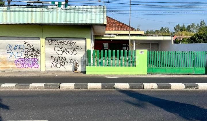 Dijual Rumah 1 Lantai Plus Ruko Kios di Maguwo Yogyakarta