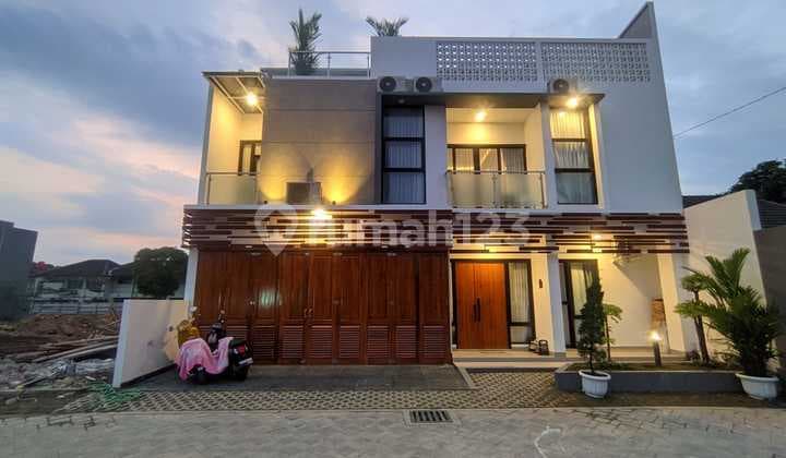 Dijual Rumah 2 Lantai Dan 2,5 Lantai, Siap Bangun di Kodya Yogyakarta