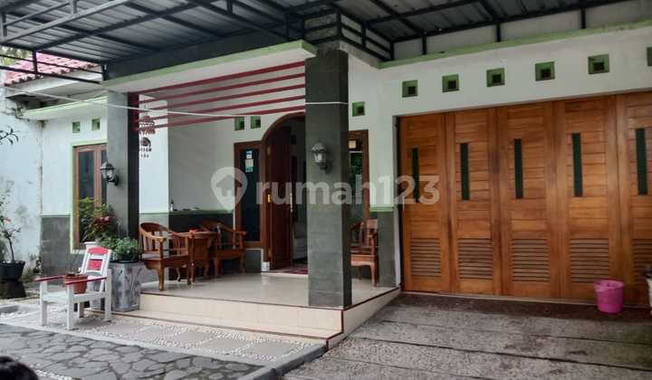 Dijual Rumah 2 Lantai, Strategis, Dekat Kaliurang Yogyakarta