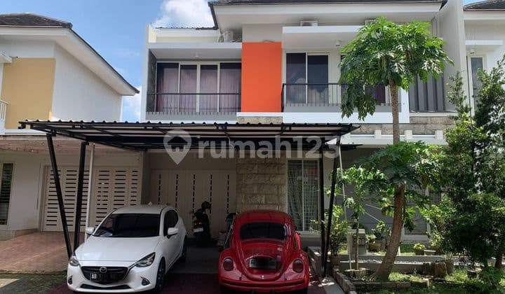 Dijual Rumah Cantik 2 Lantai dalam cluster akses papasan mobil di jalan kaliurang km 8 dekat kampus UGM Yogyakarta