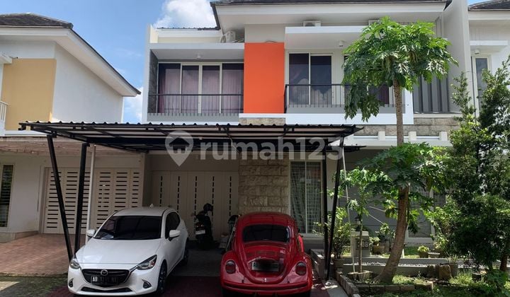 Dijual Rumah Cantik 2 Lantai dalam cluster akses papasan mobil di jalan kaliurang km 8 dekat kampus UGM Yogyakarta