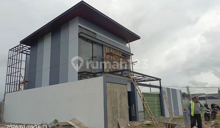 Rumah Mewah 2 Lantai, Lingkungan Kampus Elite di Yogyakarta