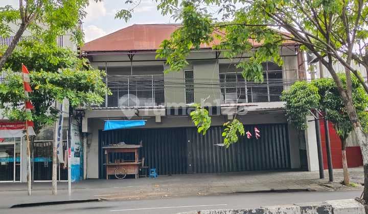 Disewakan Ruko 2 Lantai, Mangku Jalan Utama, Strategis, Dalam Ringroad di Yogyakarta