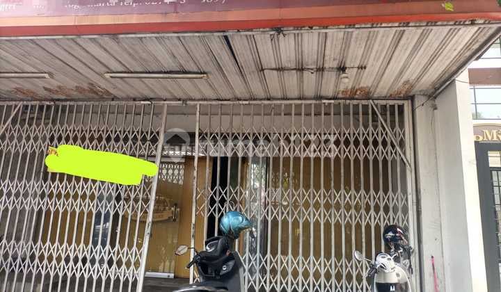 For Sale: 1-Story Shophouse, Strategic Location, Facing Main Road, Back Section Suitable for Office or Residence on Jl Yogyakarta