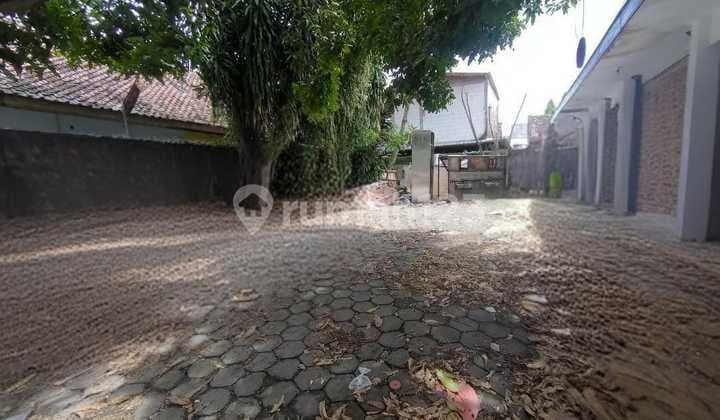 Di Jual Tanah Lokasi Premium, Bonus Bangunan Lama, Dekat Sekolah Dan Kampus Ternama di Depok, Yogyakarta