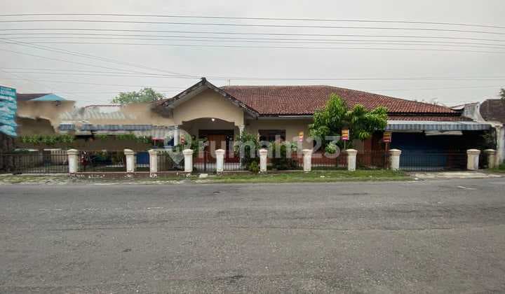 Dijual Rumah, Mangku Jalan, Strategis di Jl Palagan, Yogyakarta