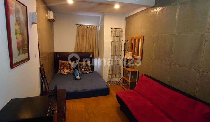 Jual Rumah Kos Cempaka Putih 3 Lantai SHM Bagus