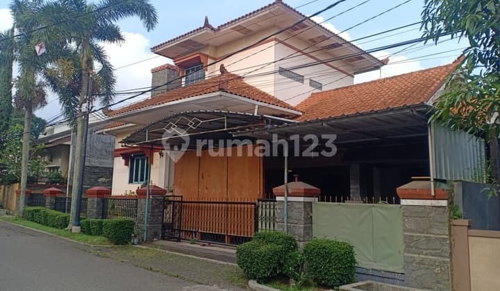 Rumah Lokasi Dekat Pemkot di Komplek Iptn, Cimahi