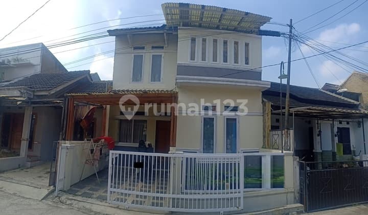 Rumah 2 Lantai Hanya 900 Jutaan di Pondok Mutiara Indah, Cimahi
