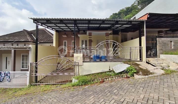 Rumah Siap Huni di Sanghyang Pancanaka Hill, Cibeber