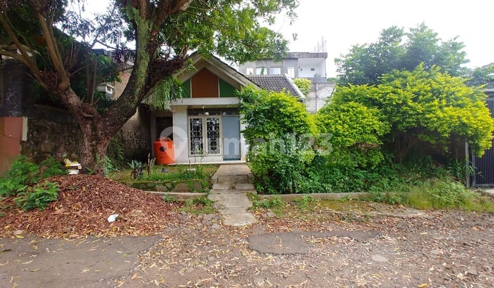 Rumah Ada Halaman Belakang Luas di Cipageran Asri, Cimahi