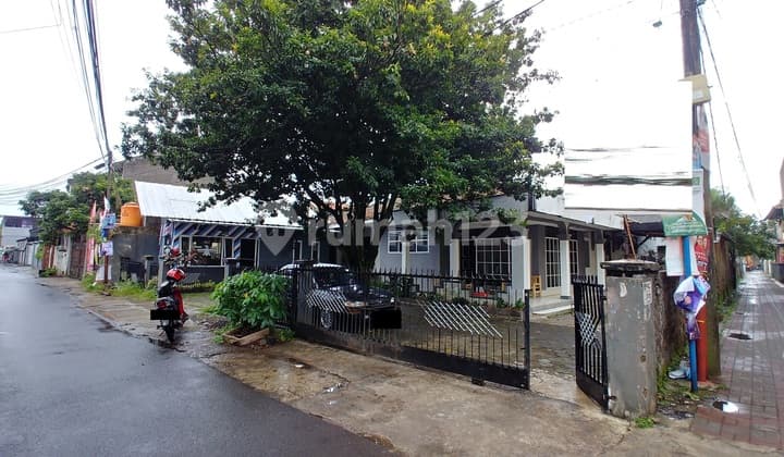 Rumah Luas Bangunan Komersil, Ada Studio di Karangmekar, Cimahi